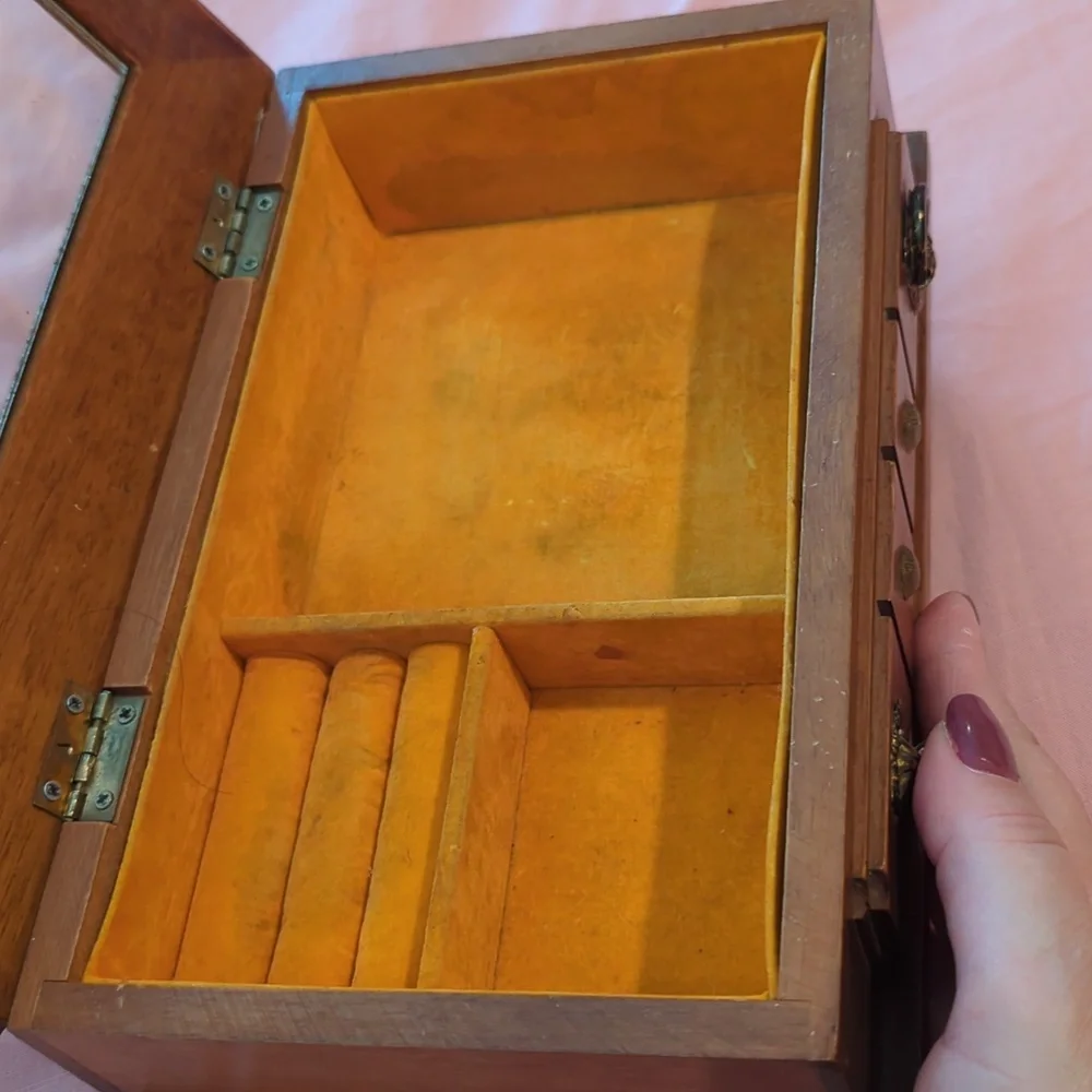 Vintage S. Sper Bijou Wooden Jewelry Box with Family Crest